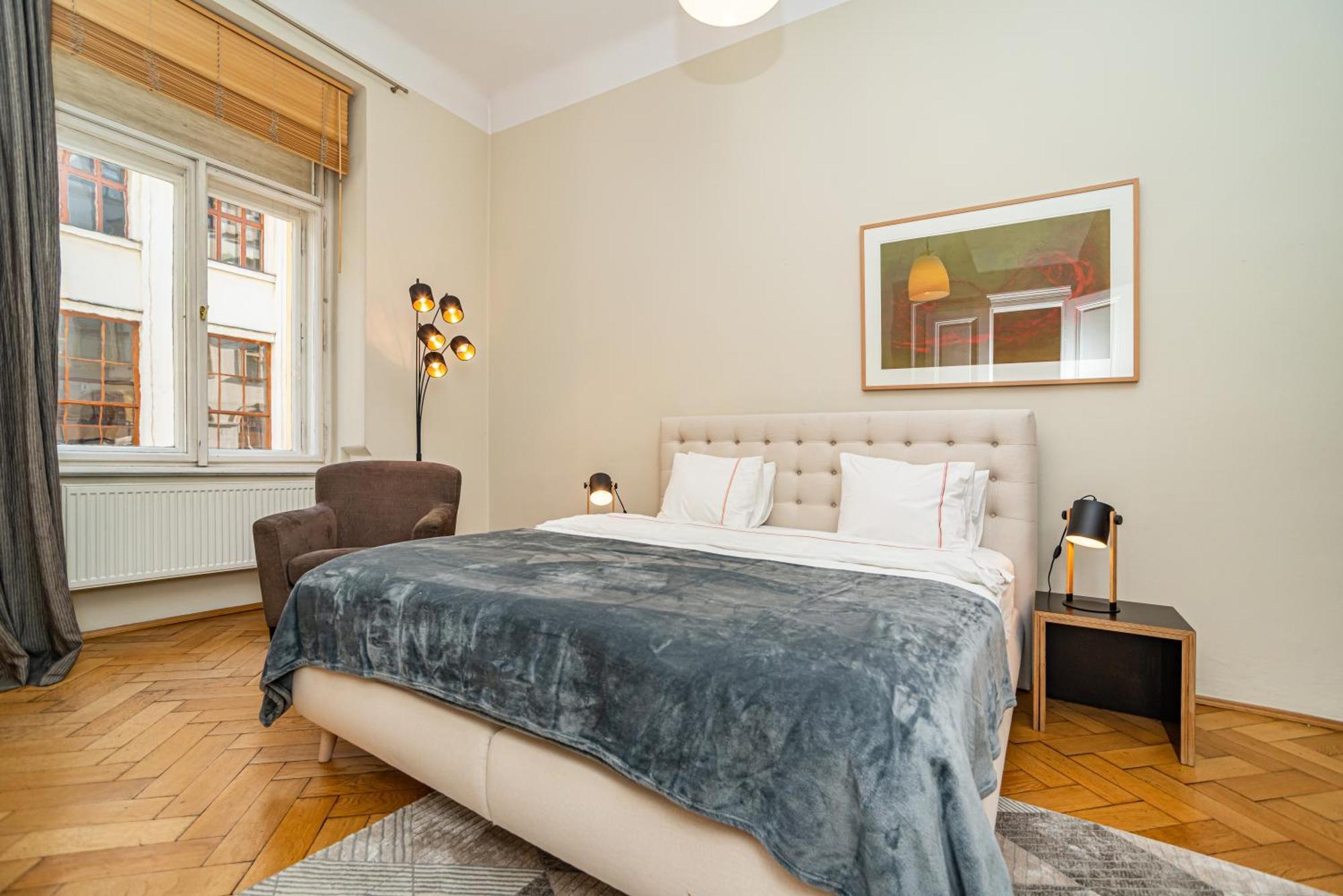 Large And Modern Apartment In The Heart Of Prague Extérieur photo