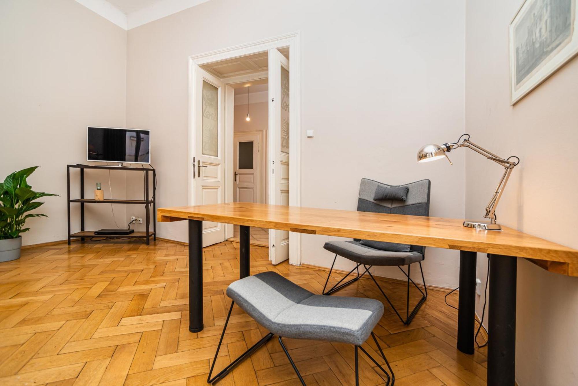 Large And Modern Apartment In The Heart Of Prague Extérieur photo