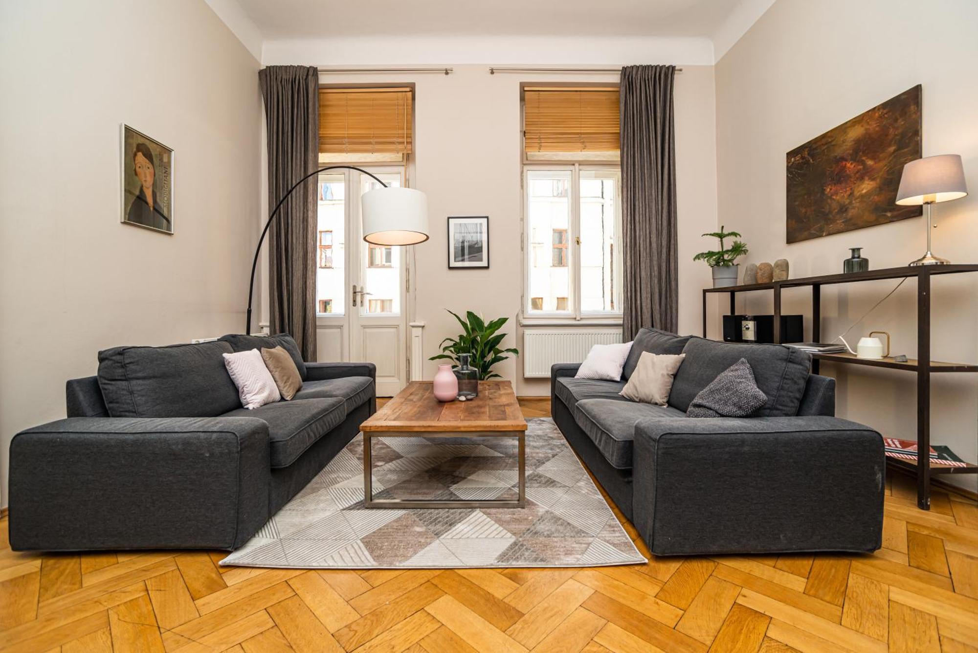 Large And Modern Apartment In The Heart Of Prague Extérieur photo