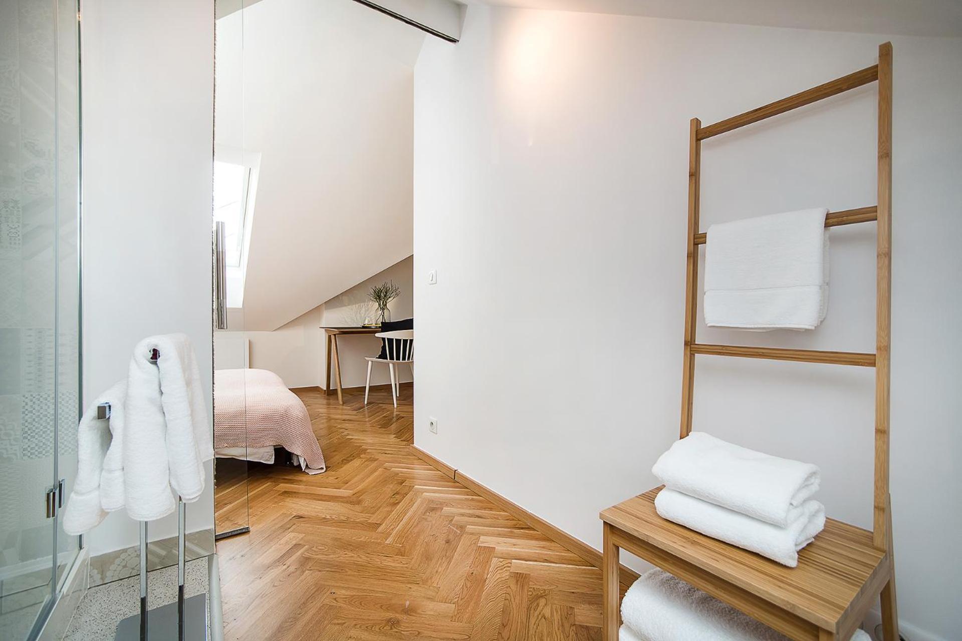 Large And Modern Apartment In The Heart Of Prague Extérieur photo